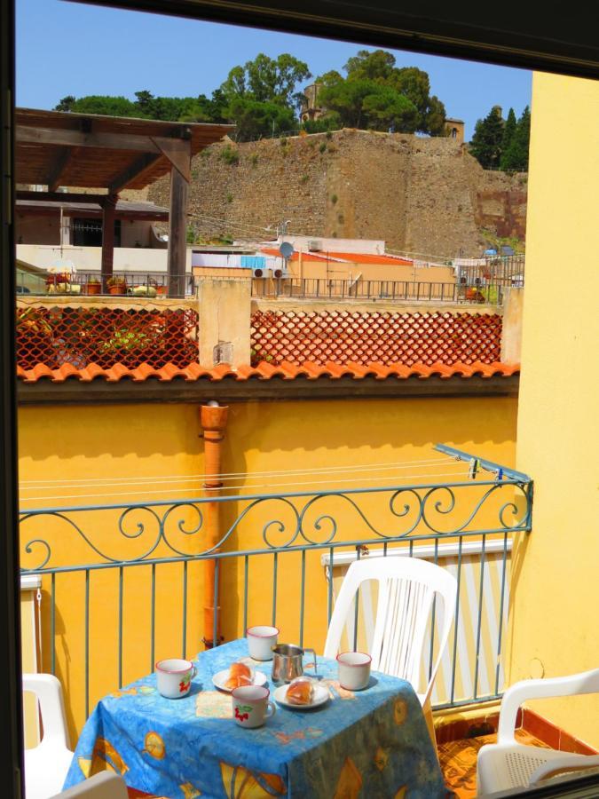 Casa Vittorio B&B Липари Екстериор снимка