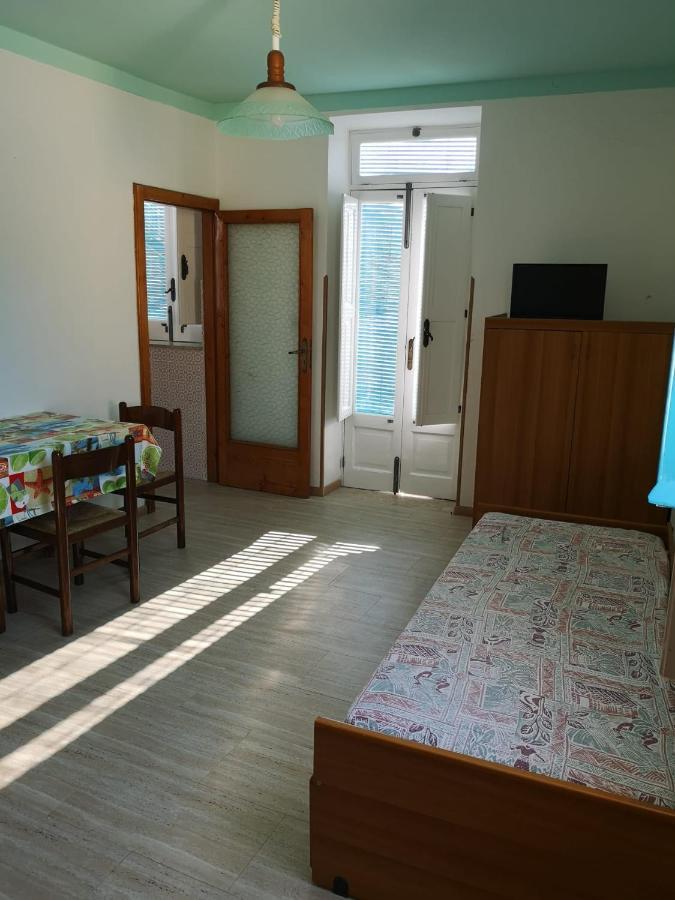 Casa Vittorio B&B Липари Екстериор снимка