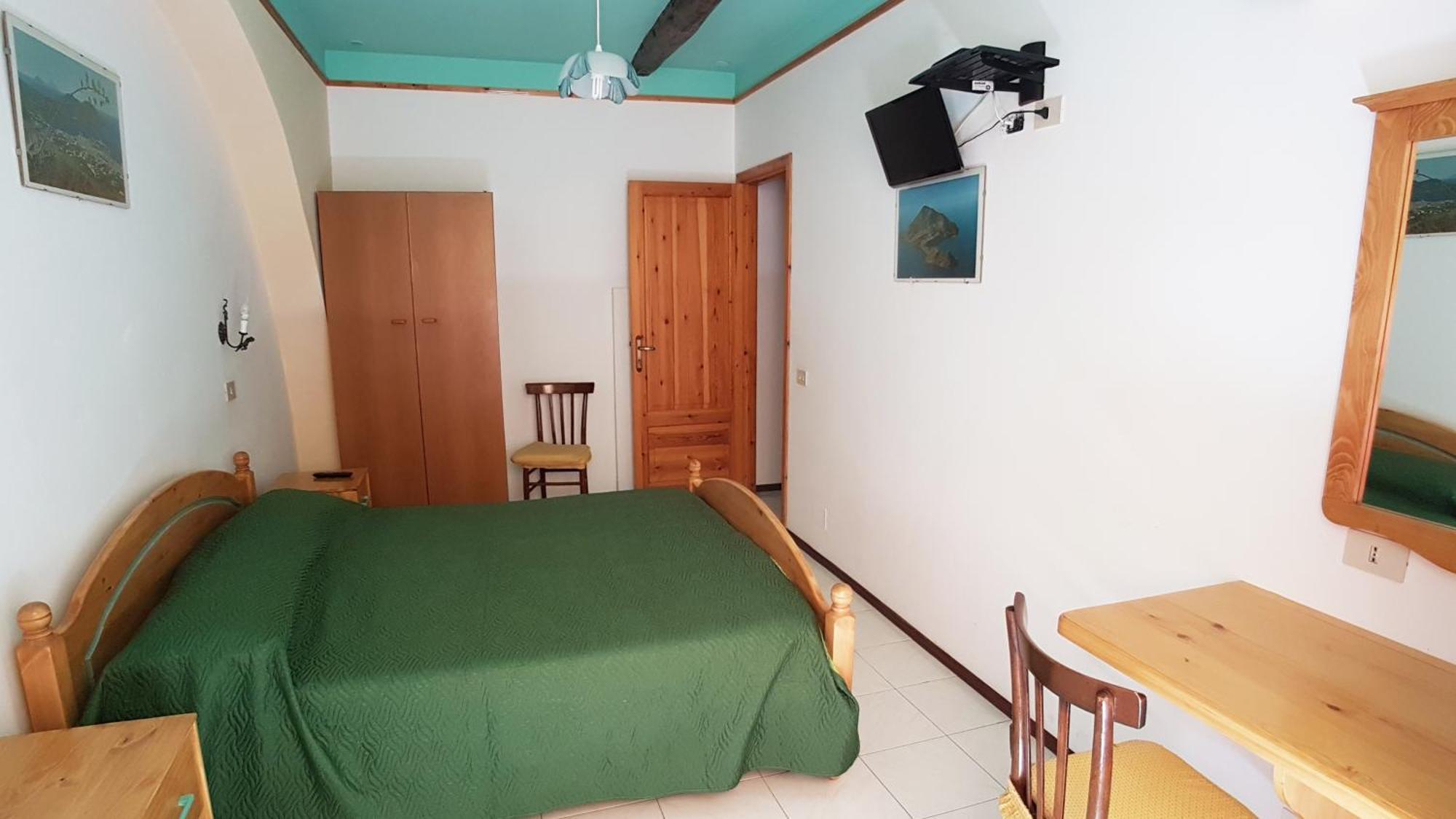 Casa Vittorio B&B Липари Екстериор снимка