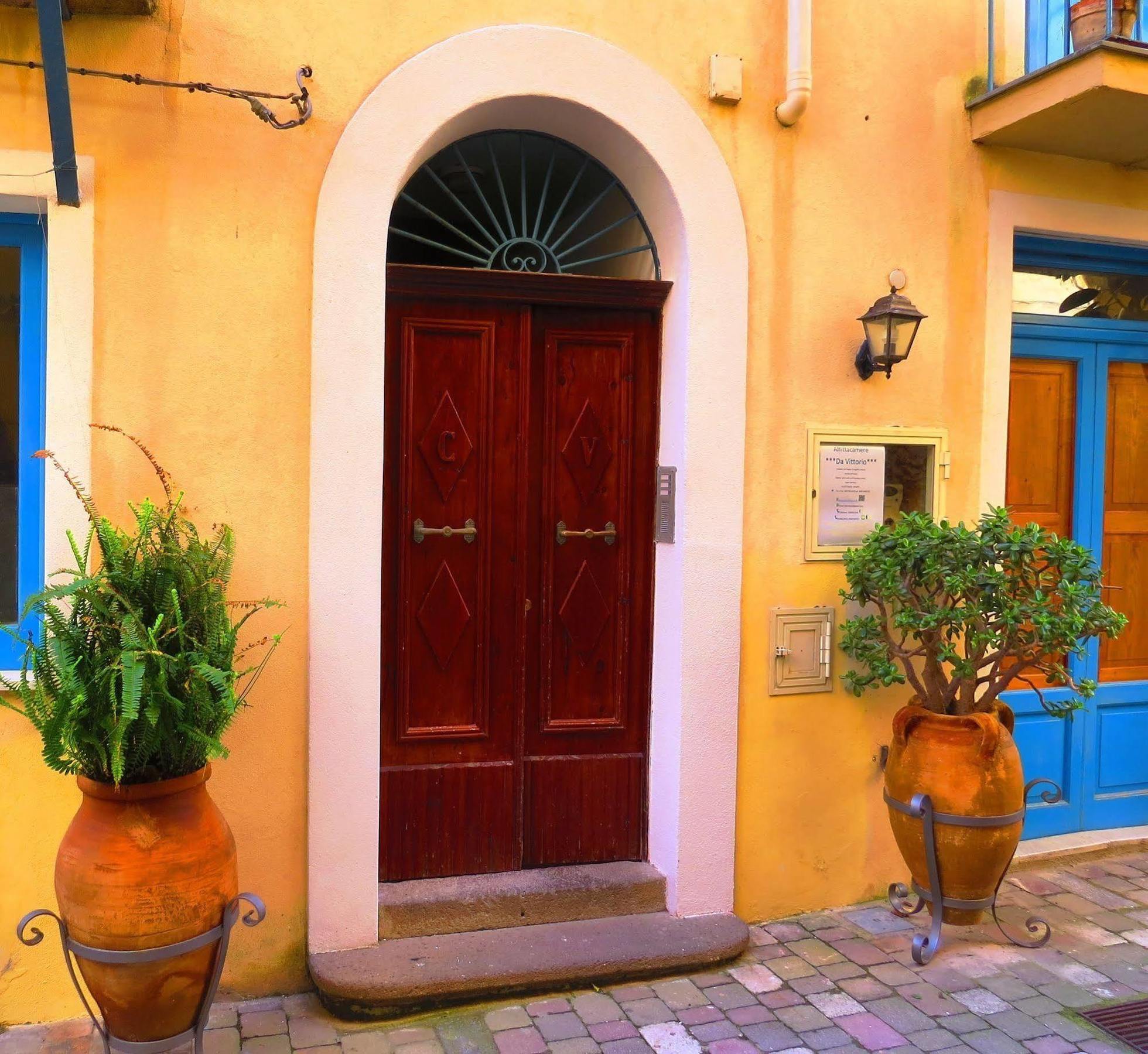 Casa Vittorio B&B Липари Екстериор снимка